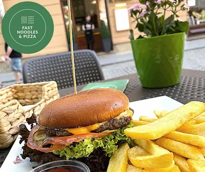 Fast Noodles & Pizza